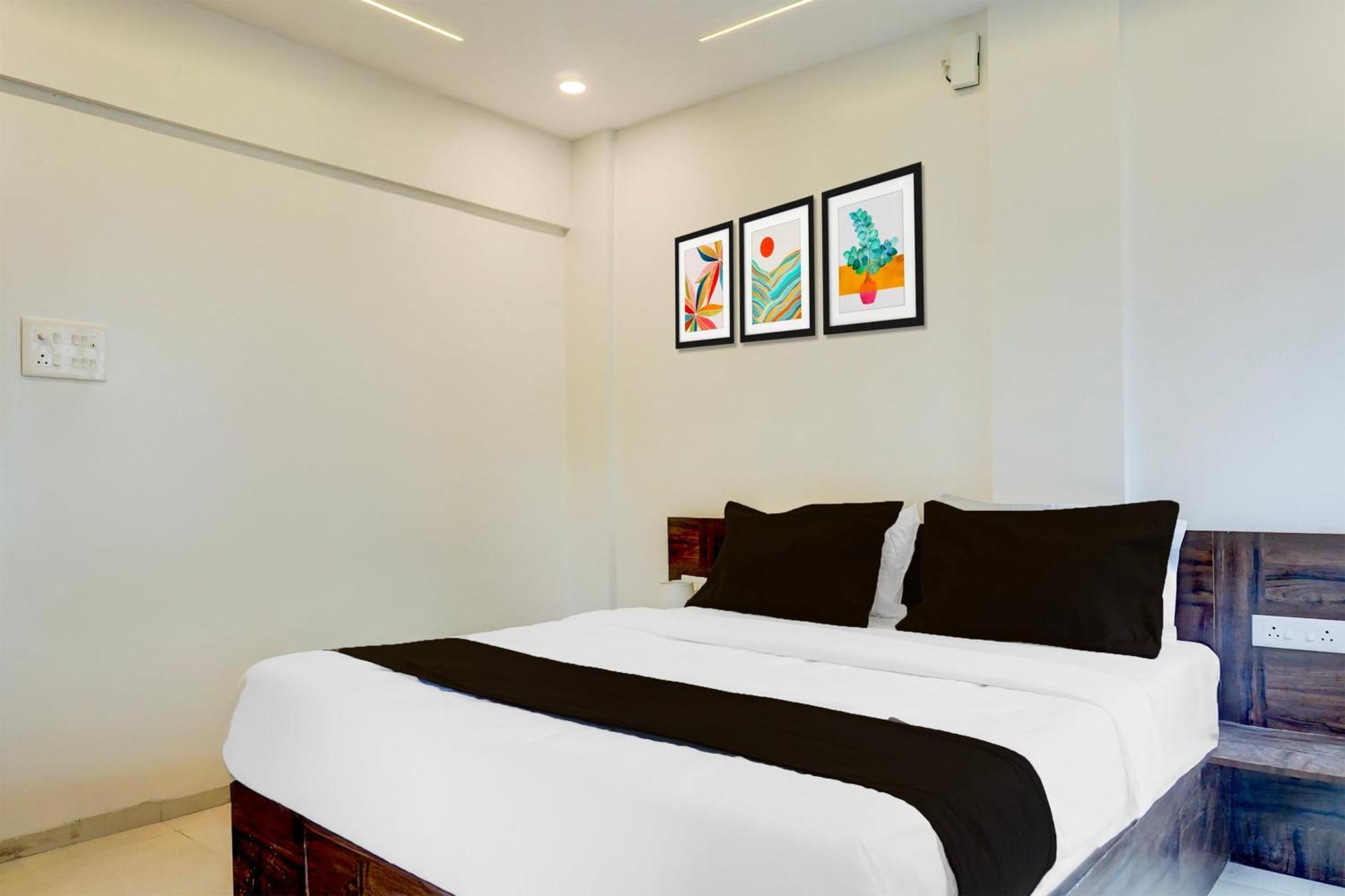 Super Hotel O Laxman Nagar Baner Пюн Екстериор снимка